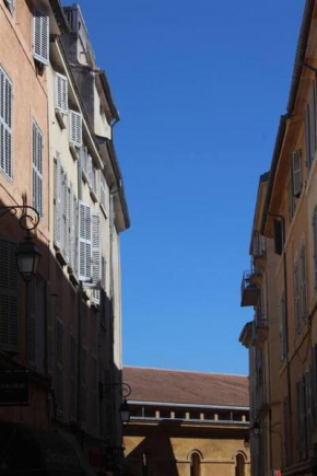 Jolie Coin Dans Le Coeur d'Aix-en-Provence